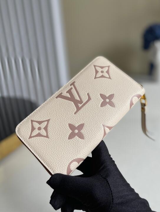 SAMC - Mix Wallets - 070