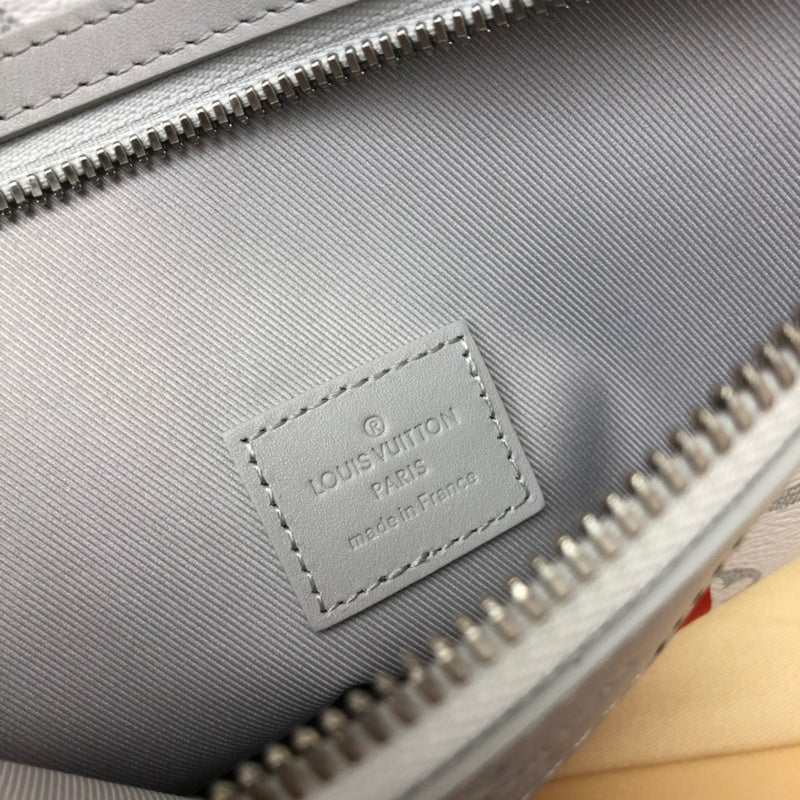 LOV2 Bags - Luxurious Bags  1996