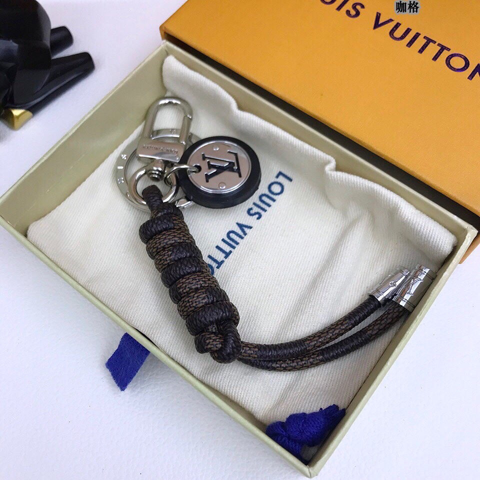 EN - Lux Keychains LUV 071