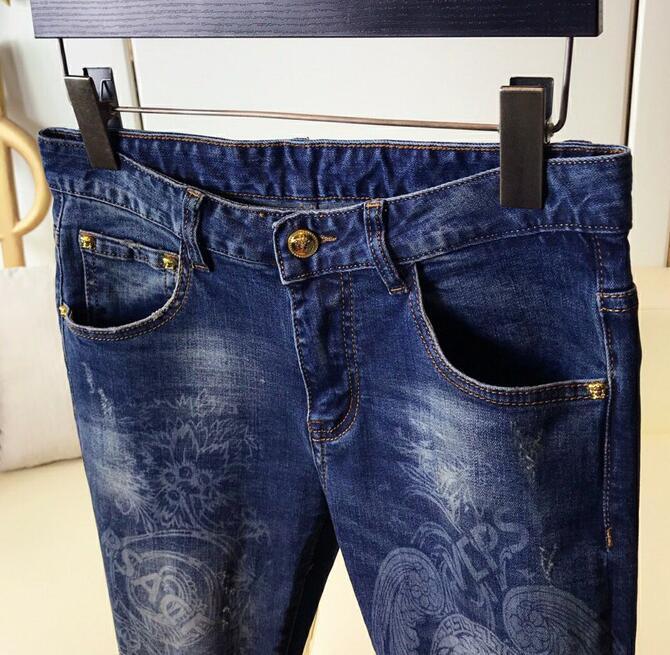 SAMC - VAR Clothes - 173