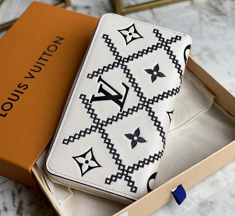 SAMC - Mix Wallets - 179