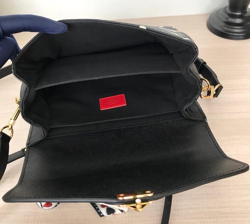 SAMC - LOV Bags - 2790