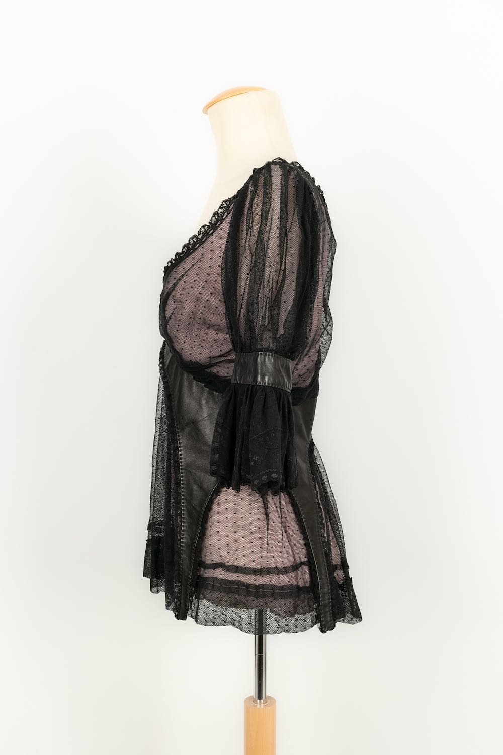 Top Alexander McQueen 2005