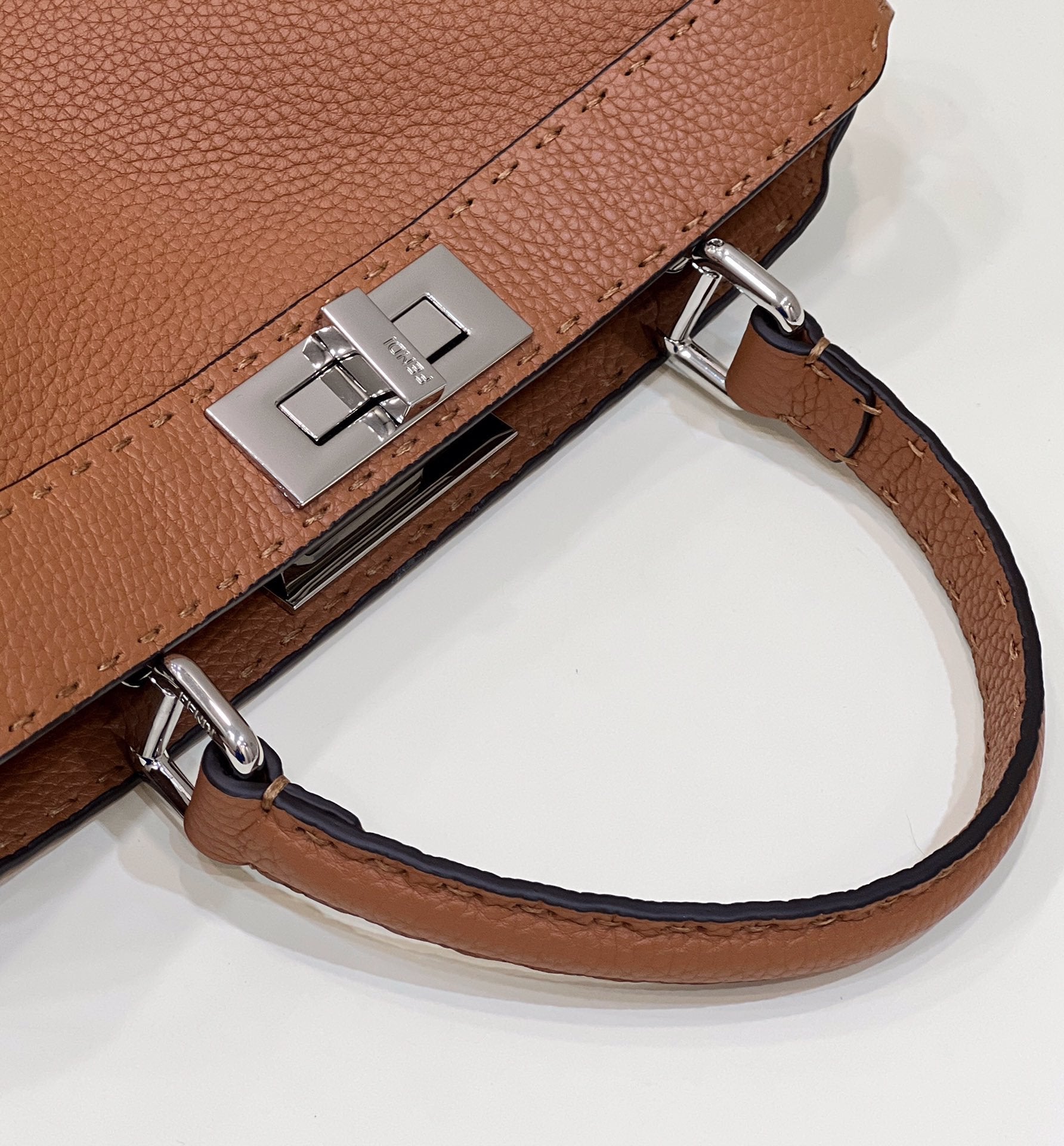 FI GlamI ISeeU MeGLAMIum Bronze For Women, Handbags, Shoulder Bags 13.1in/33.5cm FF
