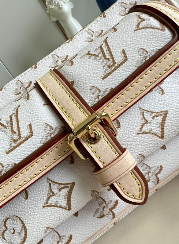 SAMC - LOV Bags - 1574
