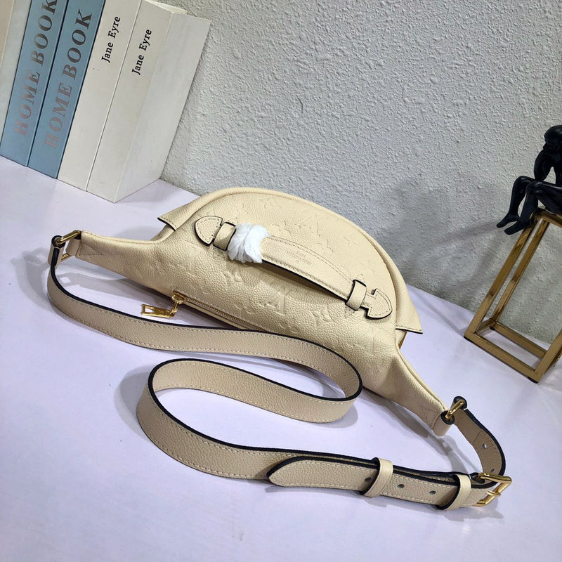 LOV2 Bags - Luxurious Bags  1951