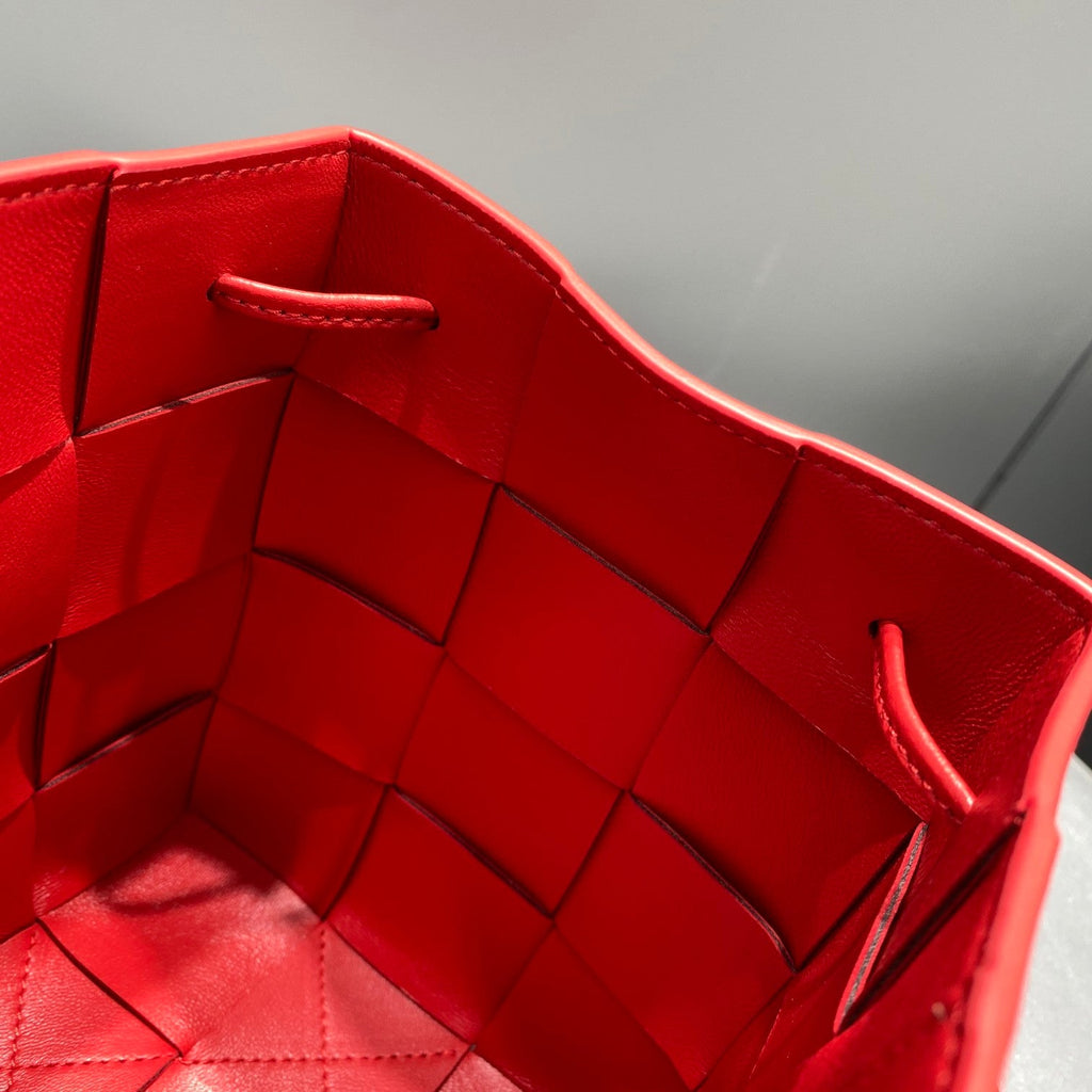 GLAMI Mini Cassette Bucket Bag Red, For Women, Bags 5.5in/14cm 680217VCQC46358