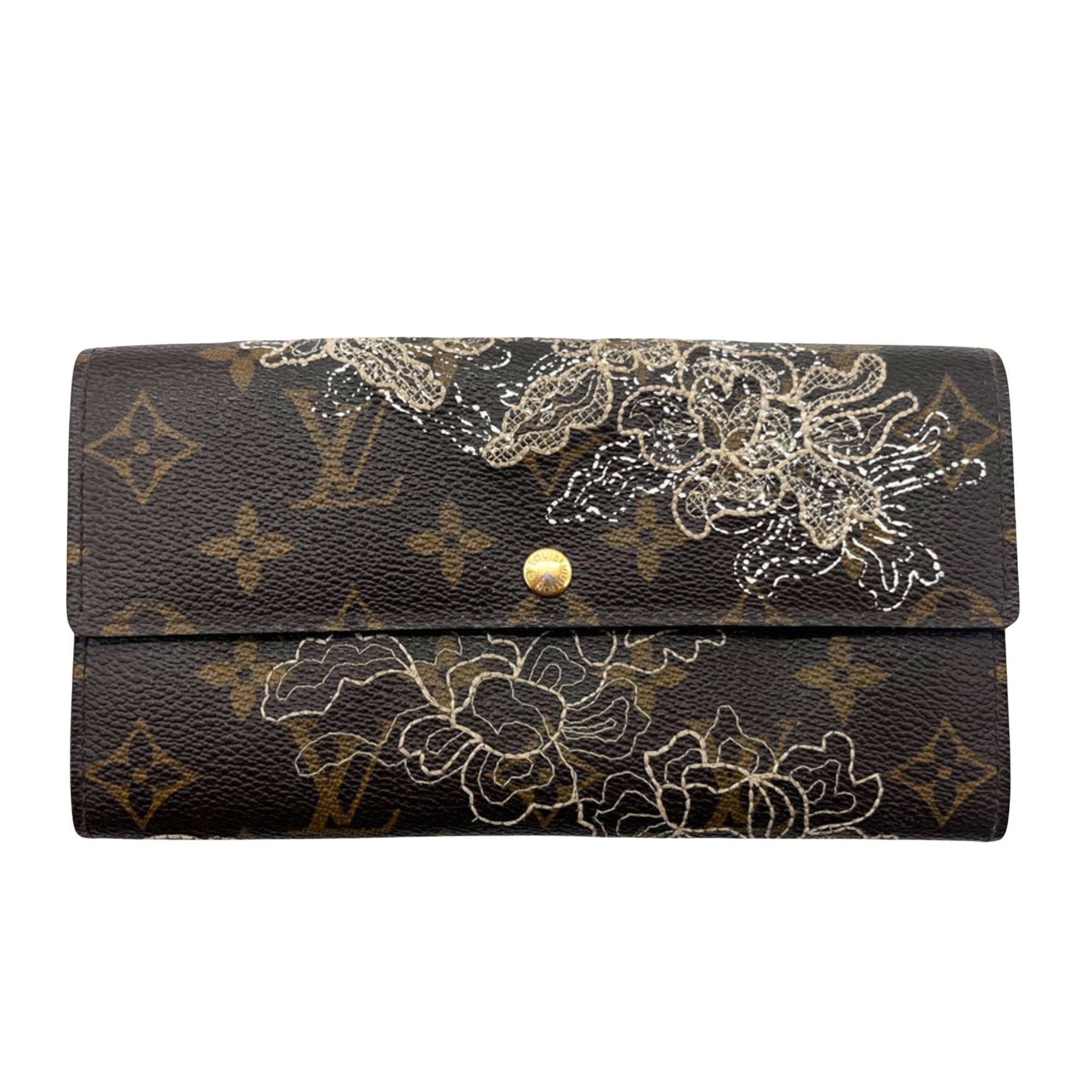 Louis Vuitton Sarah  Canvas Wallet  ()