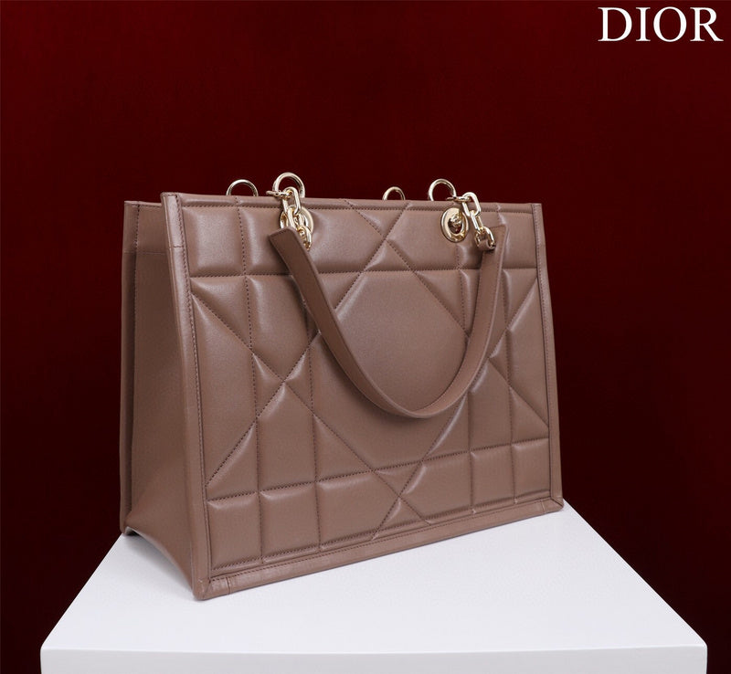 ELE - Dir Bags - 1726