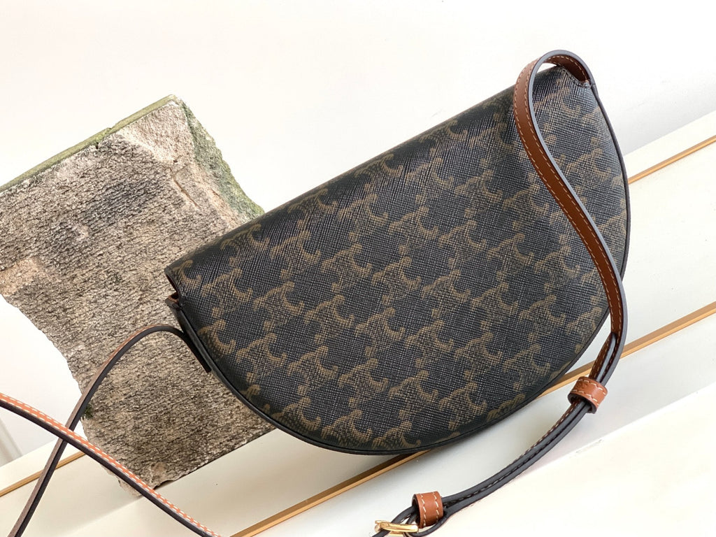 GLAMI BesaGLAMI In Triomphe Canvas Bag Brown For Women 9in/23cmÃƒâ€šÃ‚Â 