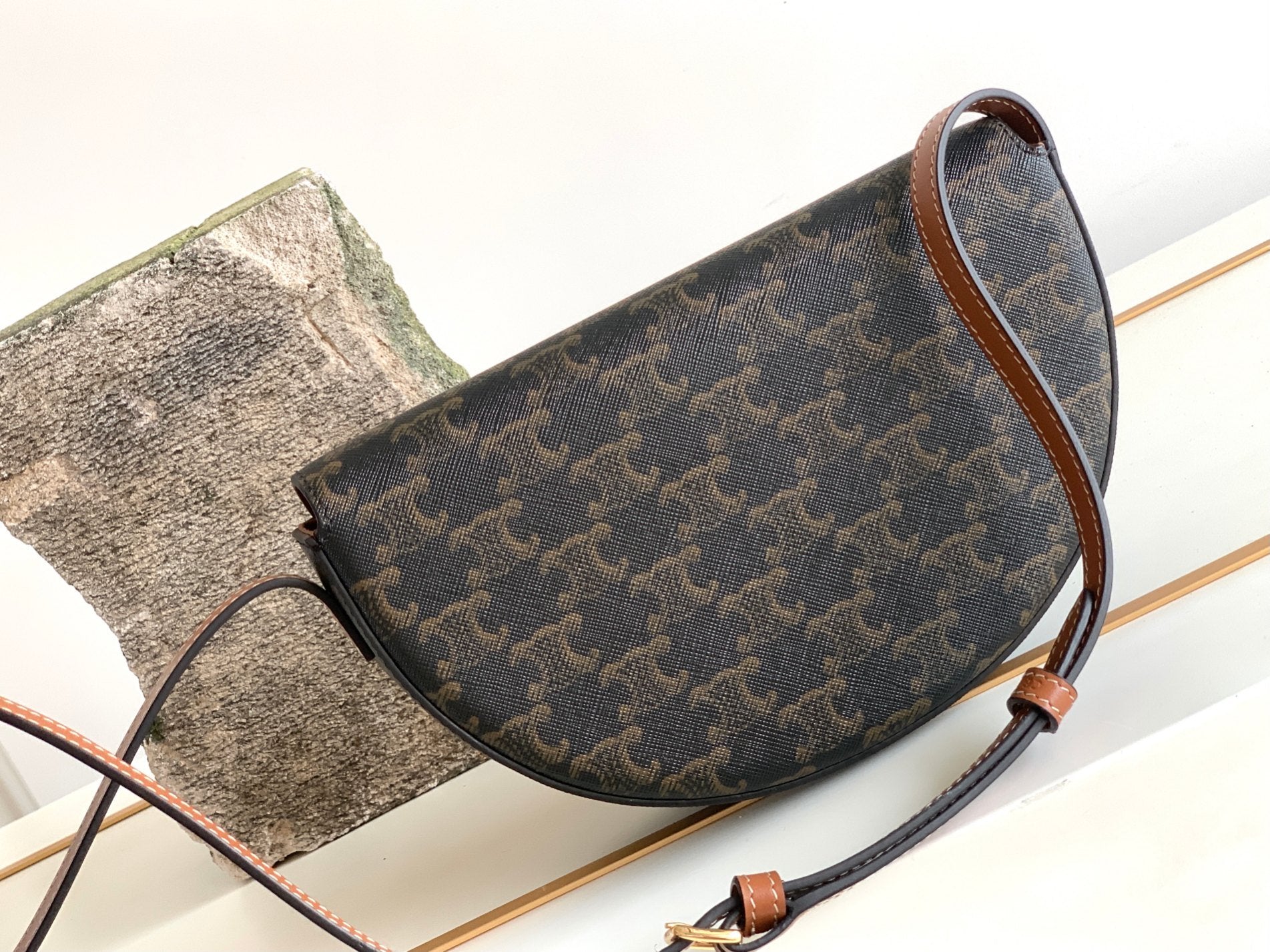GLAMI BesaGLAMI In Triomphe Canvas Bag Brown For Women 9in/23cmÃƒâ€šÃ‚Â 