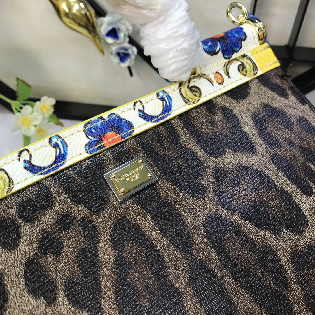 GLAMI MeGLAMIum Sicily Handbag Unique Print Motifs Muticolour For Women 10.2in/26cm GLAMI