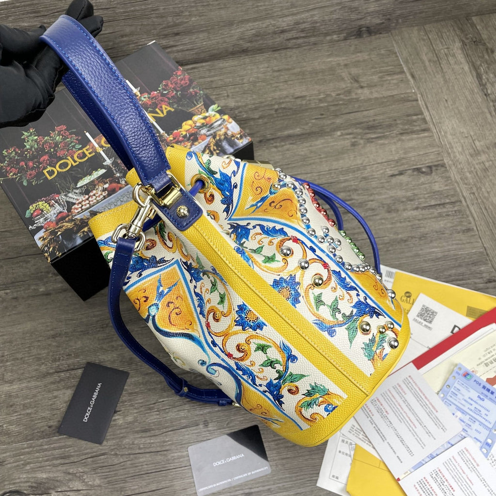 GLAMI Print Crespo Bucket Bag Multicolor With Branded Plate For Women GLAMI Bag