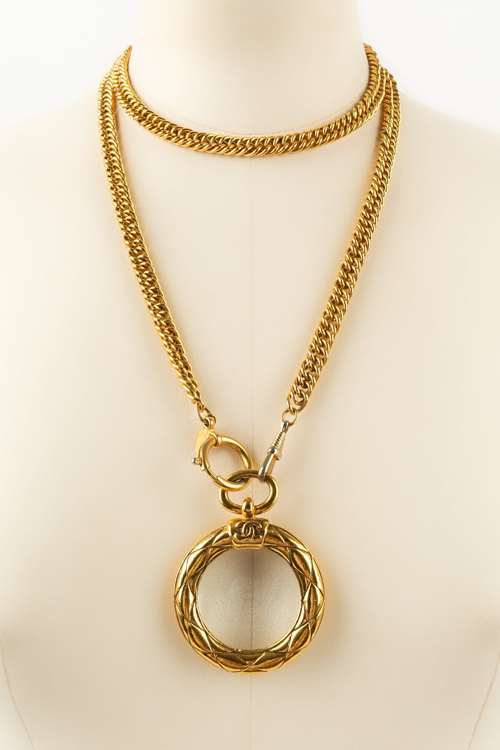 Collier loupe Chanel 1980s