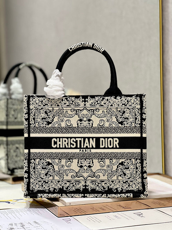 BLUSH BAGZ - Dior Bags - 1785