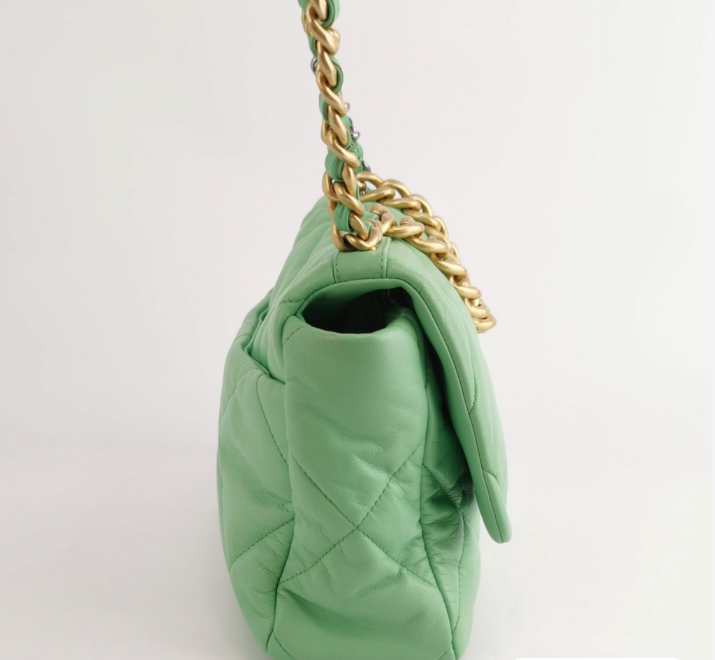 Preloved Chanel 19 Large Bag Green 24062178756265