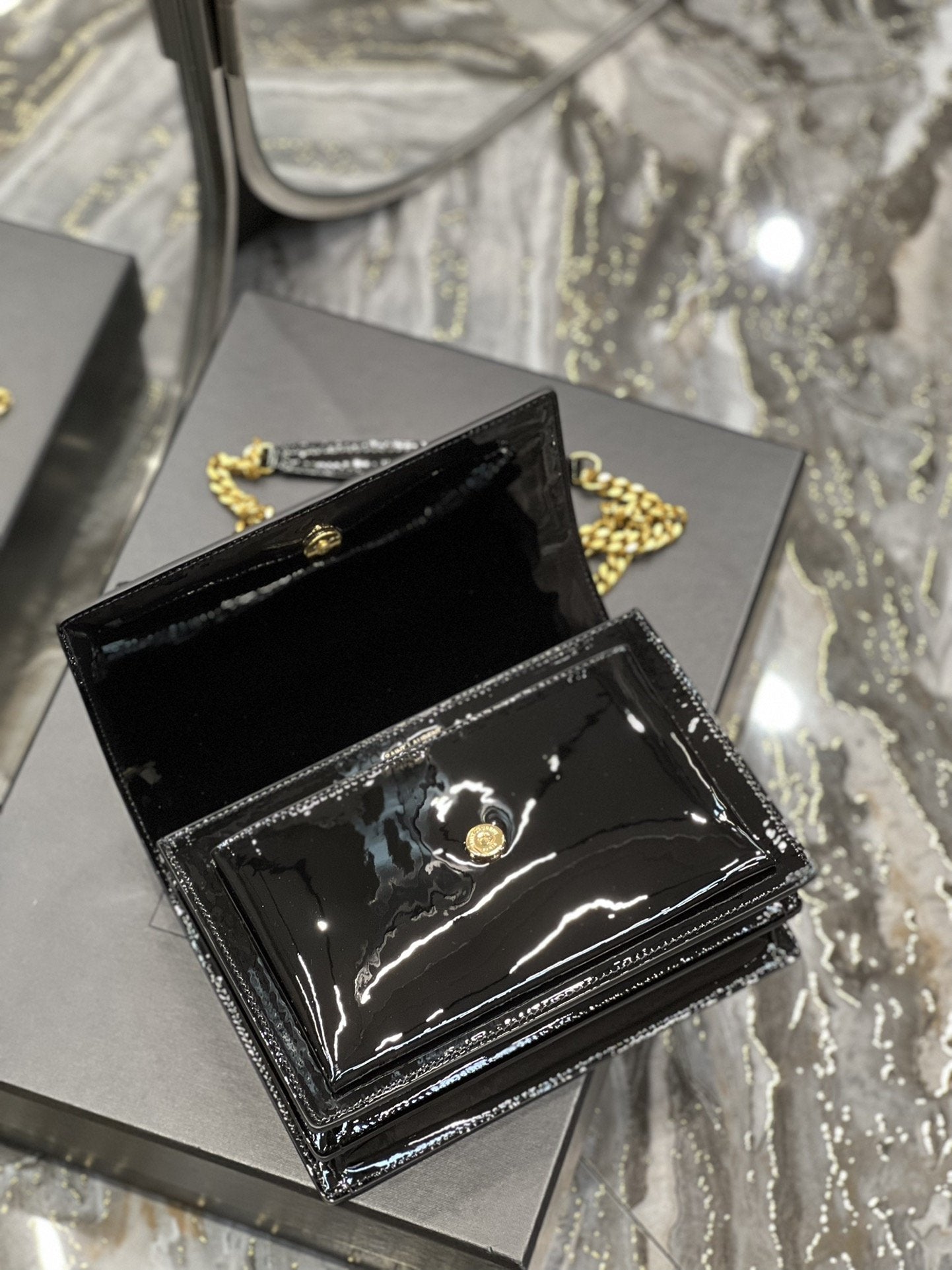 GLAMI Sunset MeGLAMIum Chain Bag For Women 8.6in/22cm Black YSL