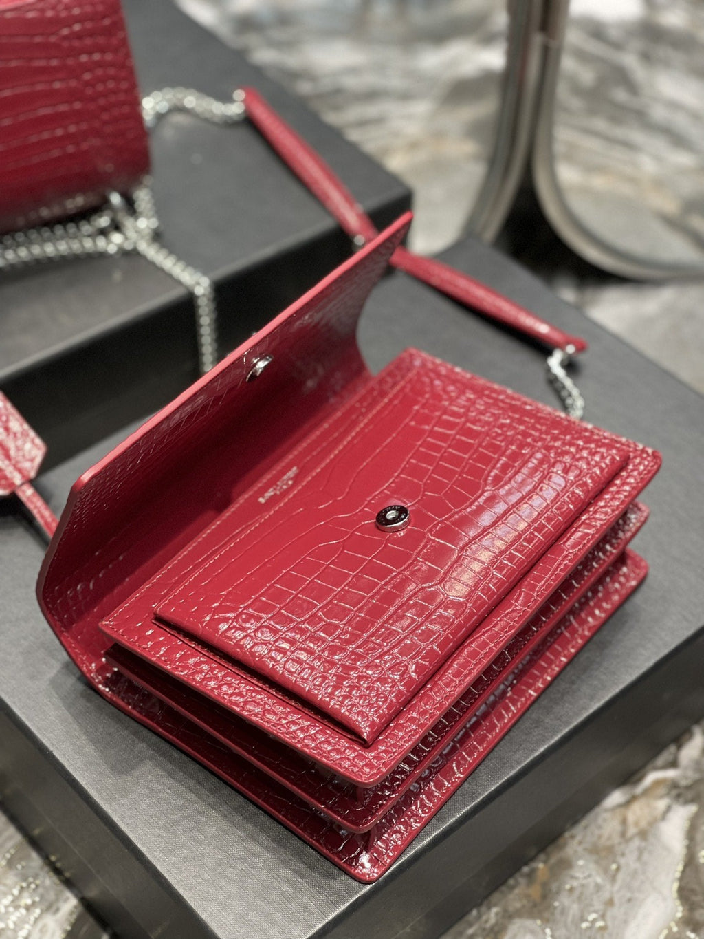 GLAMI Sunset MeGLAMIum Chain Bag Red For Women 8.6in/22cm YSL