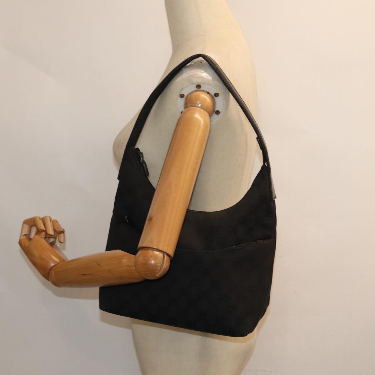 GUCCI GG Canvas Shoulder Bag Black 001 3386 80141