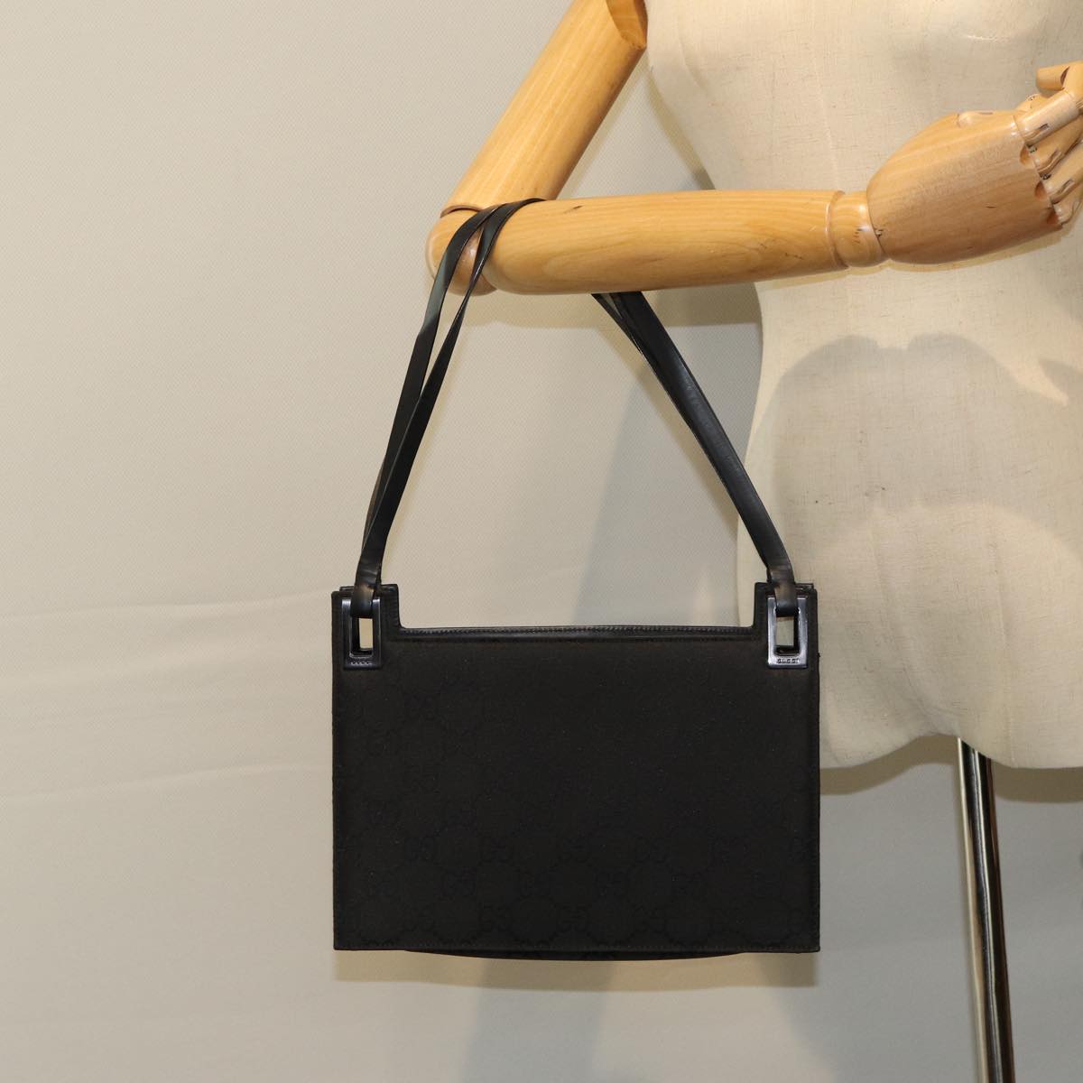 GUCCI GG Canvas Shoulder Bag Nylon Black 80174