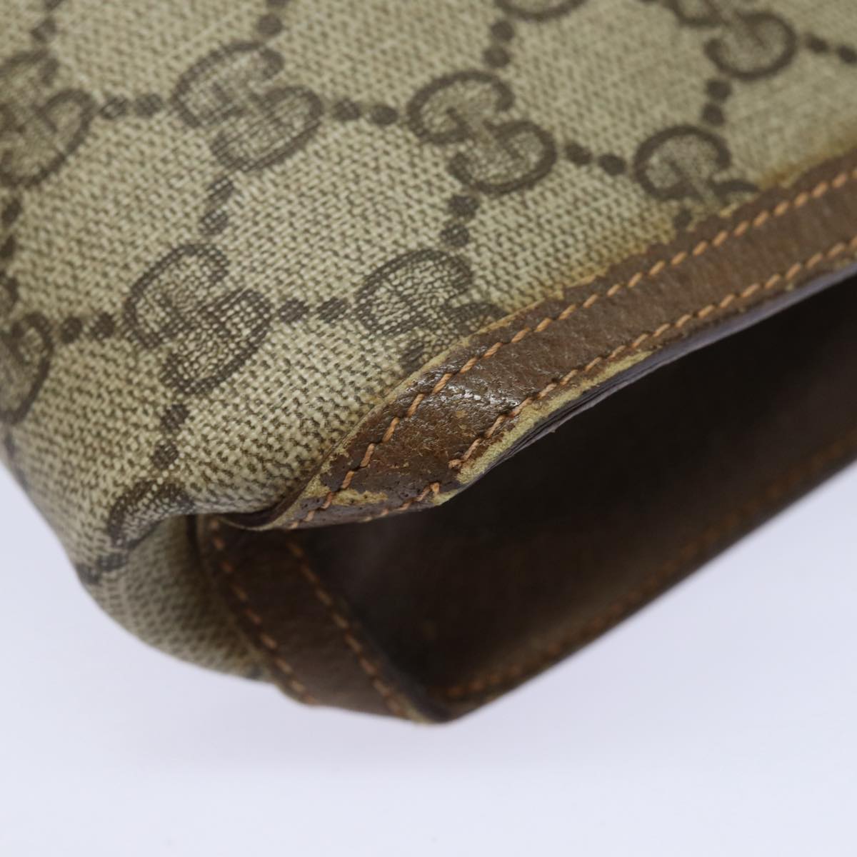 GUCCI GG Supreme Clutch Bag PVC Leather Beige 97 01 037 80682