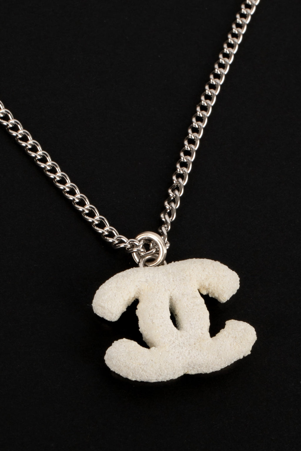 Collier cc Chanel