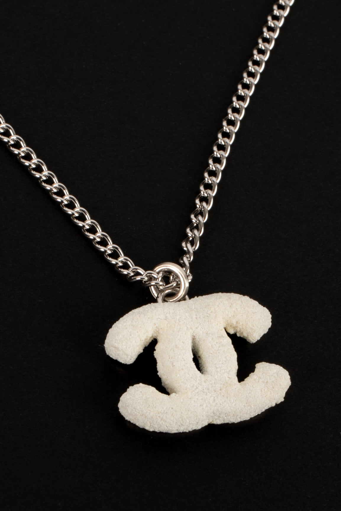 Collier cc Chanel
