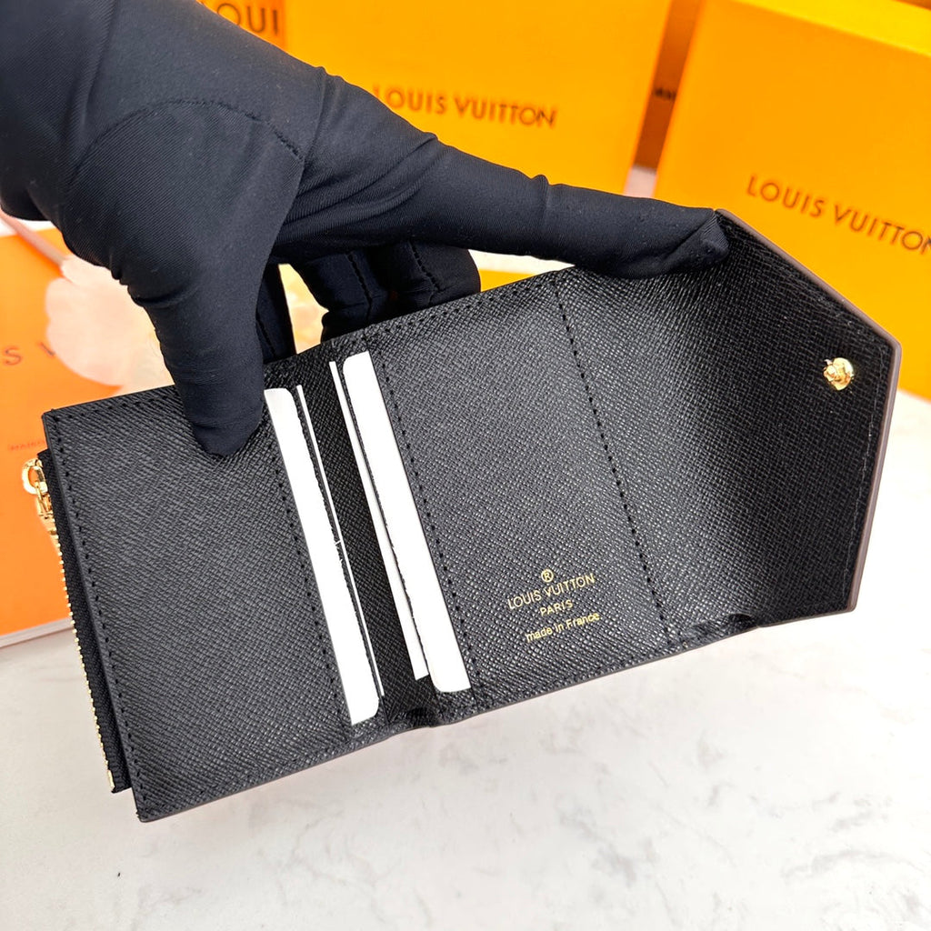 EN - New Arrival Wallet LUV 137