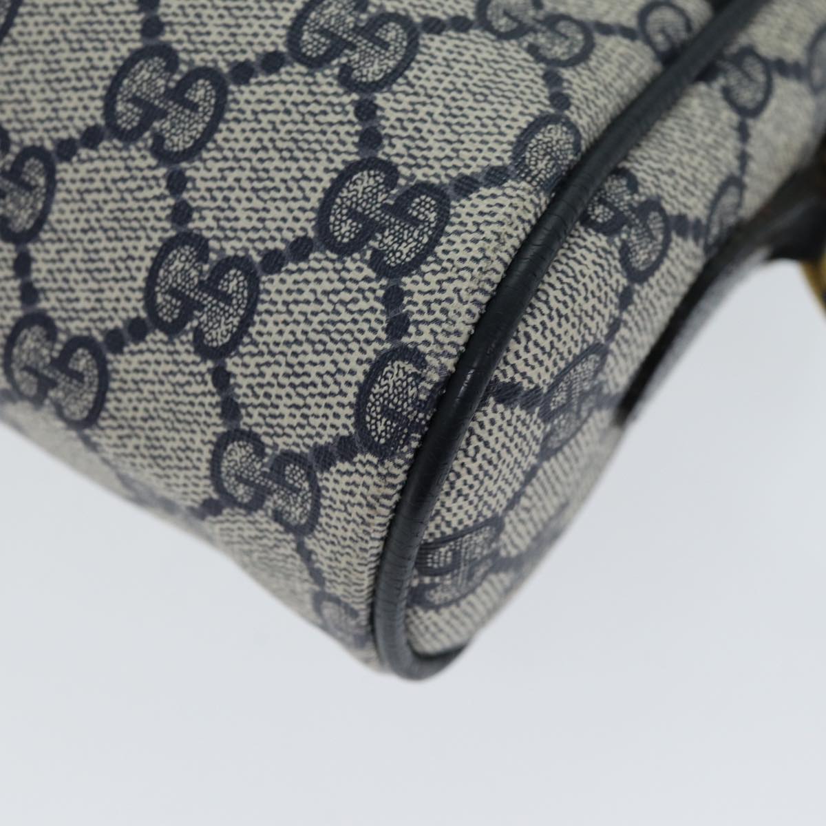 GUCCI GG Supreme Shoulder Bag PVC Leather Navy 98 02 004 80807