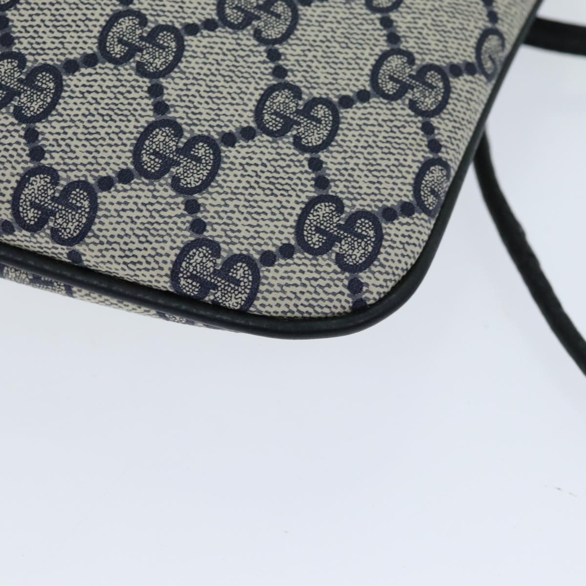 GUCCI GG Supreme Shoulder Bag PVC Leather Navy 904 02 047 80808