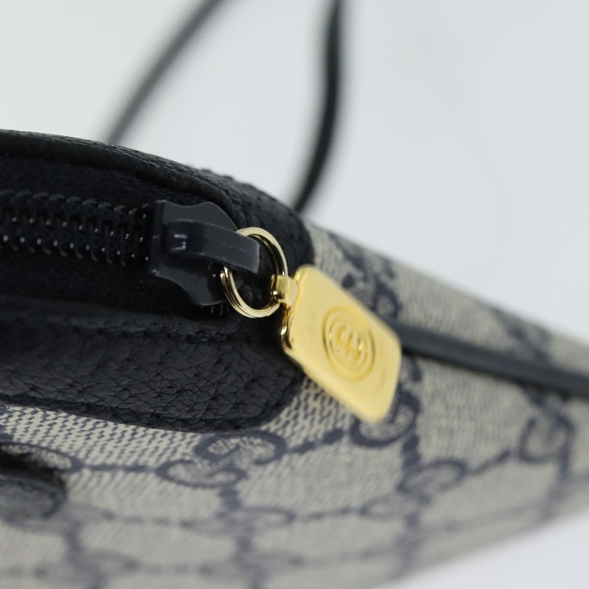 GUCCI GG Supreme Shoulder Bag PVC Leather Navy 904 02 047 80808