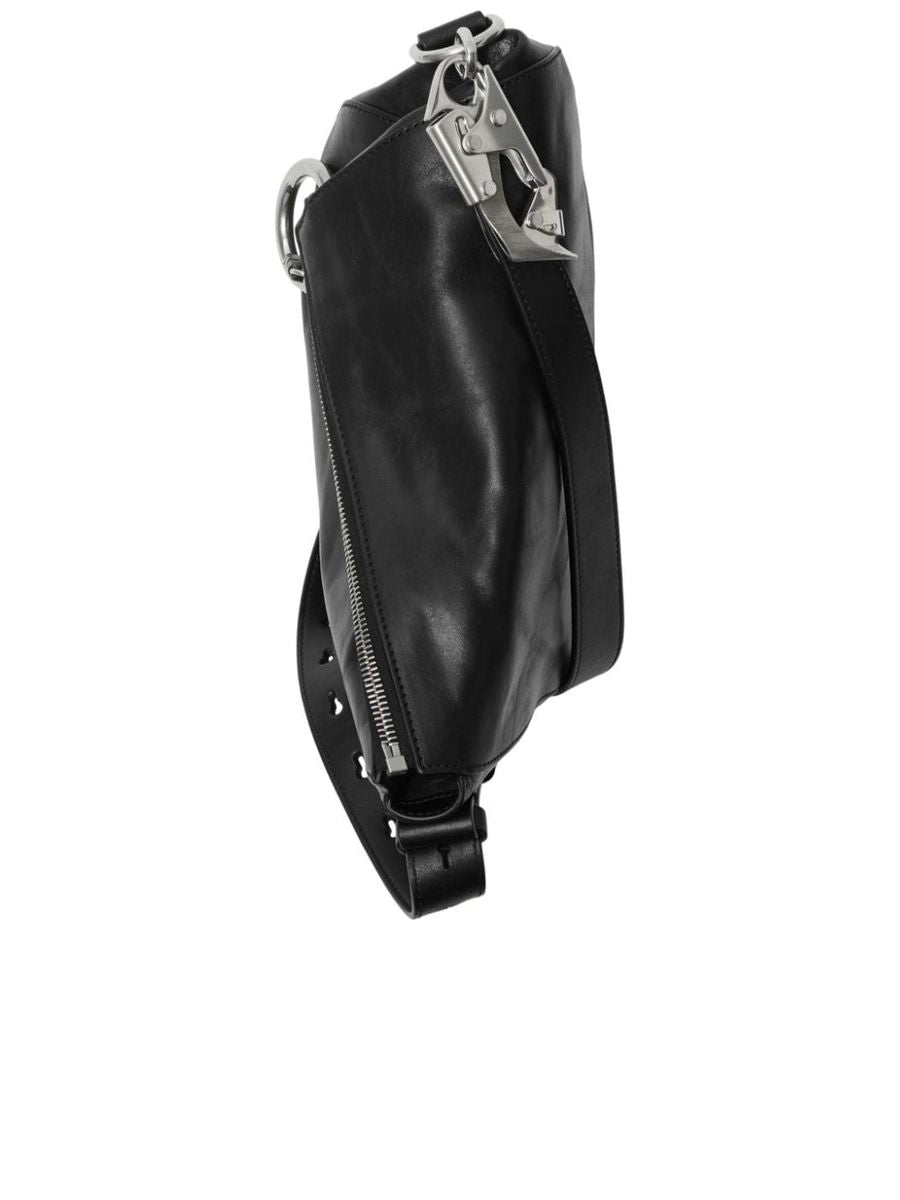 Knight Shoulder Bag in black
