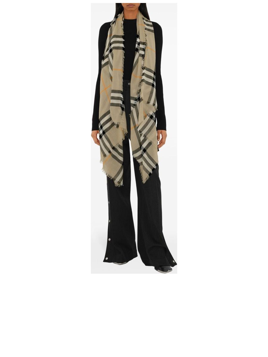 Burberry Wool Scarf