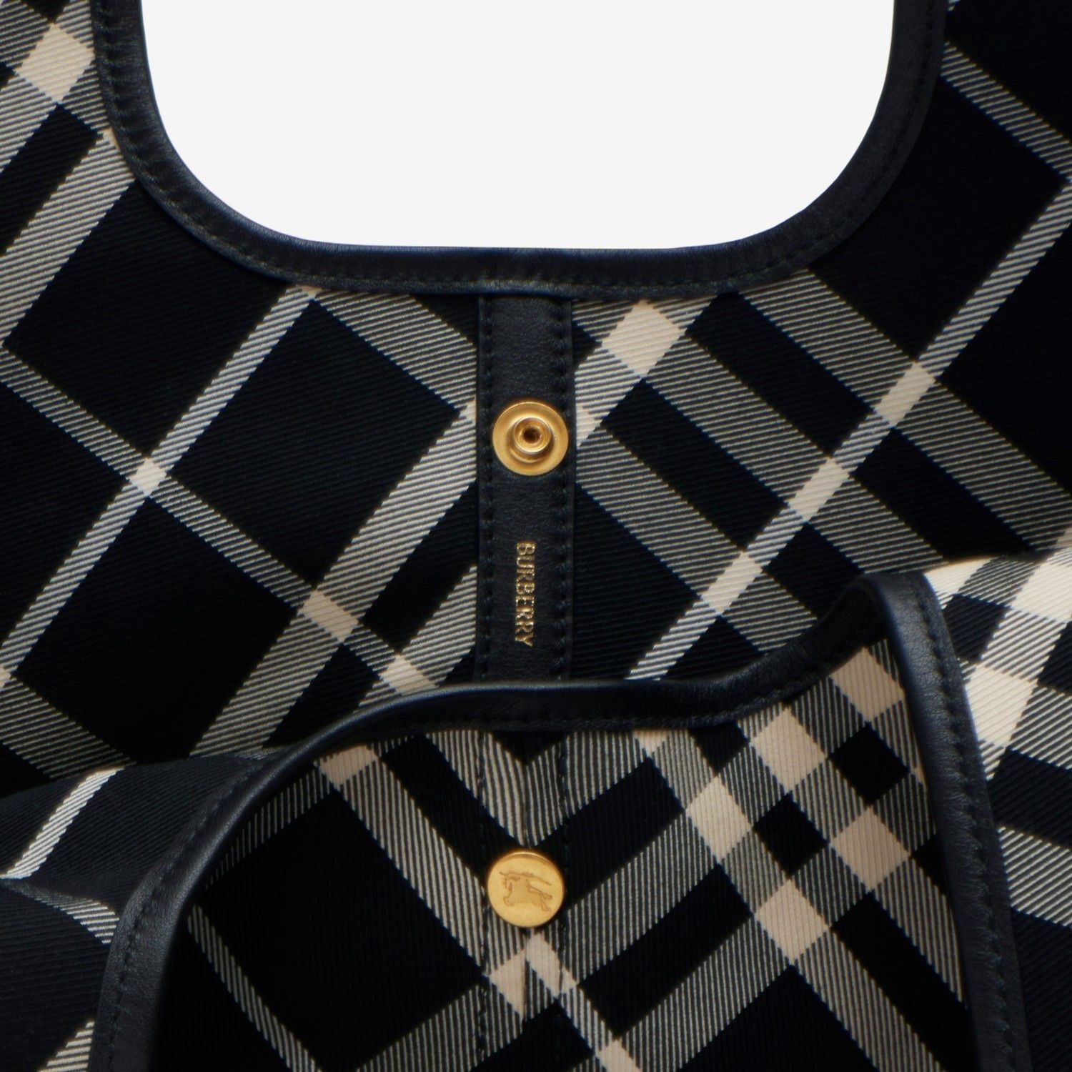 Nova Check Hand Bag