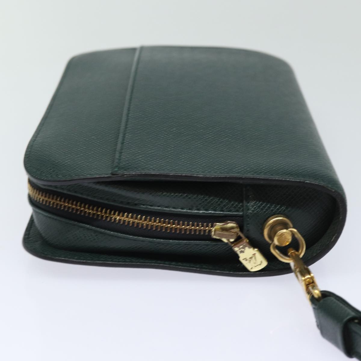 Louis Vuitton Taiga Baikal Clutch Bag Epicea