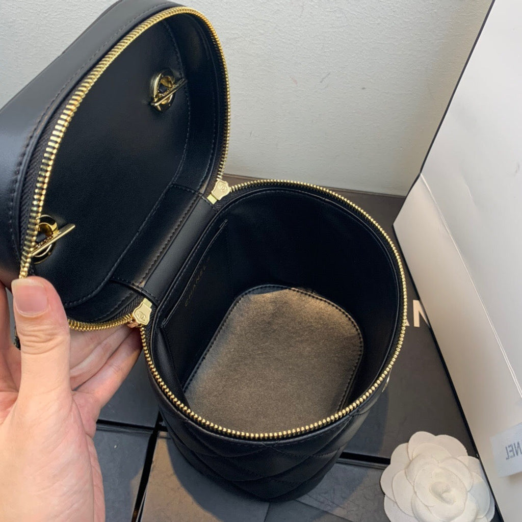 CHLVanity Case Gold Hardware Black For Women, Women’s Handbags, Shoulder Bags 7.9in/20cm AS2061 