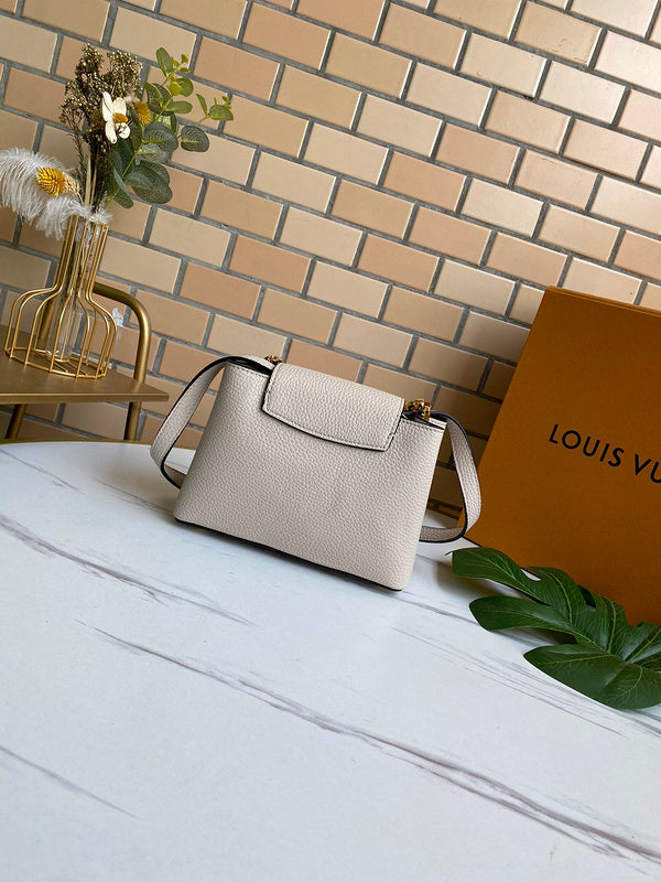 Fashion Lu-Vi bags - 3943