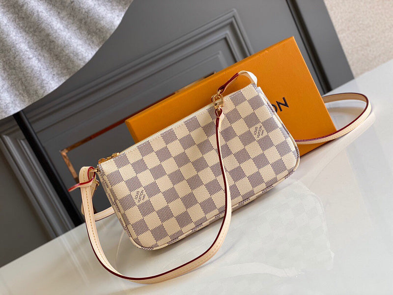 Fashion Lu-Vi bags - 3342