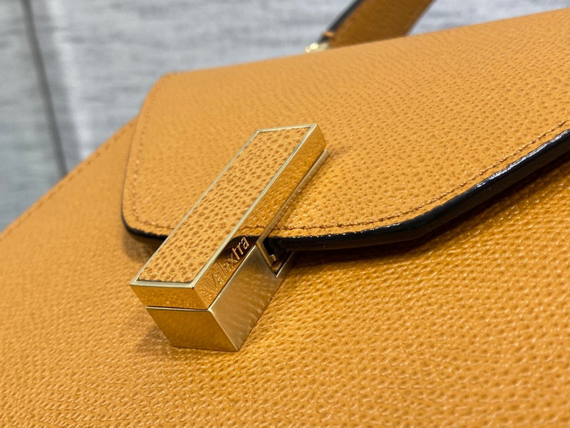 ELE - HMS Bags - 009