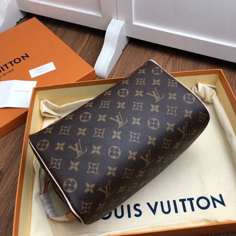 LOV2 Bags - Luxurious Bags  1920