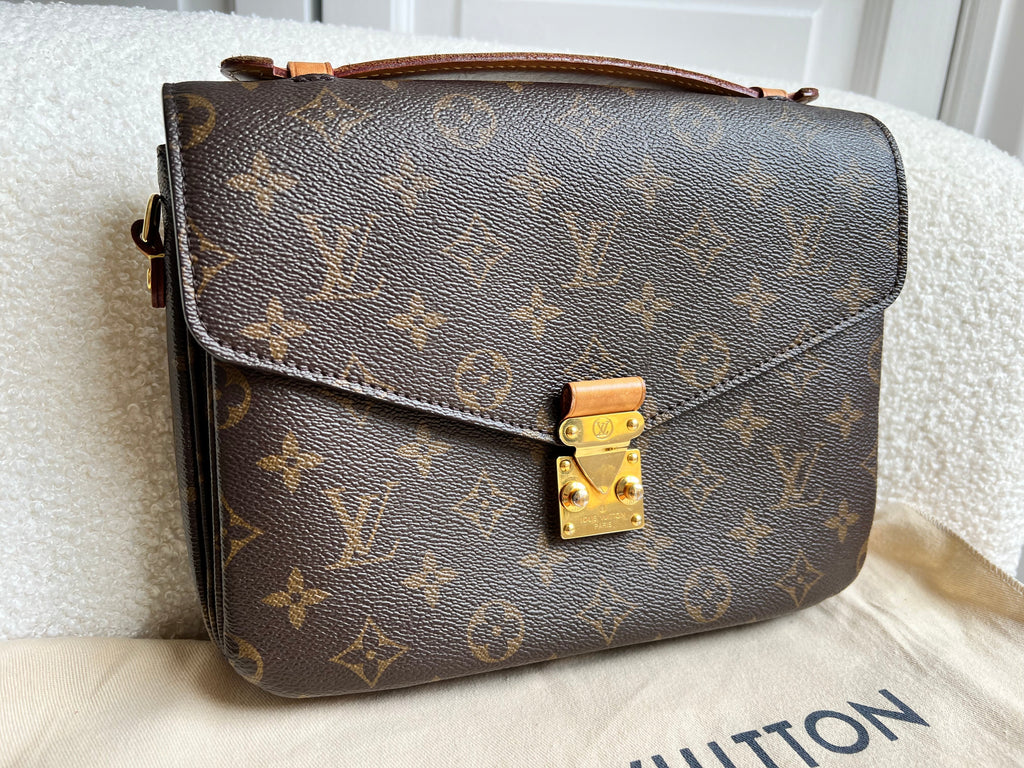Louis Vuitton Pochette Metis Monogram (RRP £1,970)