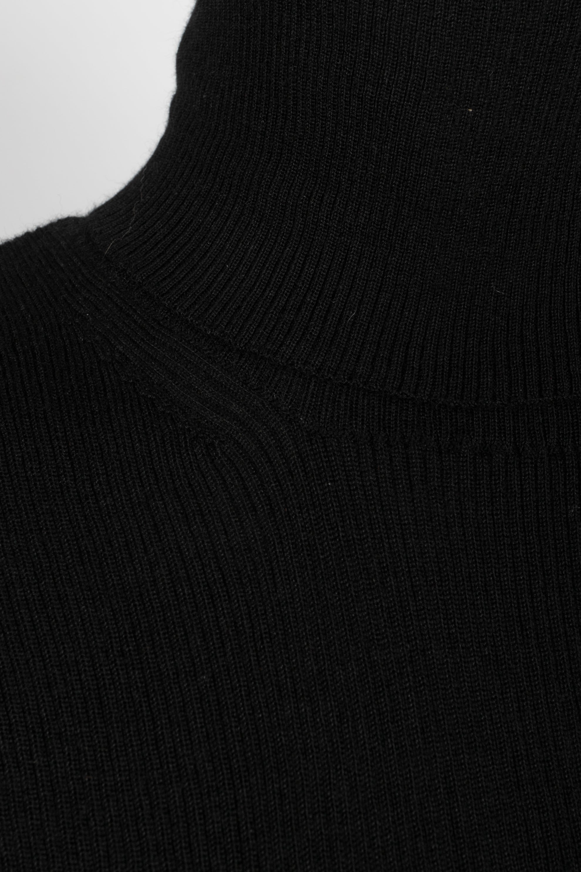 Pull noir Chanel