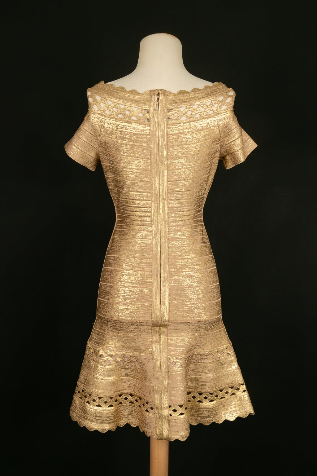 Robe dorÃƒÆ’Ã‚Â©e HervÃƒÆ’Ã‚Â© LÃƒÆ’Ã‚Â©ger