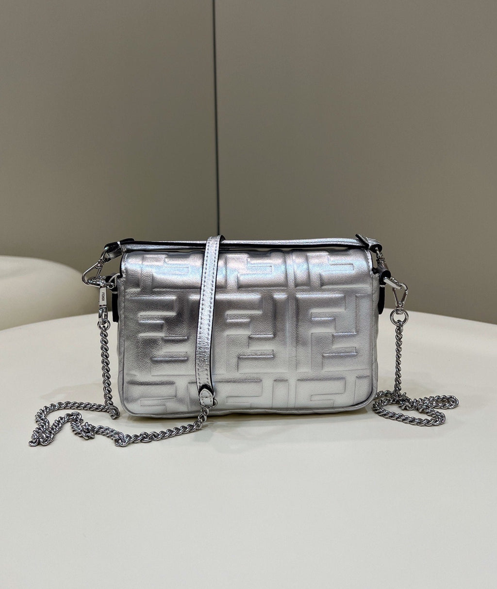 FI Baguette Silver For Women, Handbags, Shoulder And Crossbody Bags 7.5in/19cm FF 8BS017
