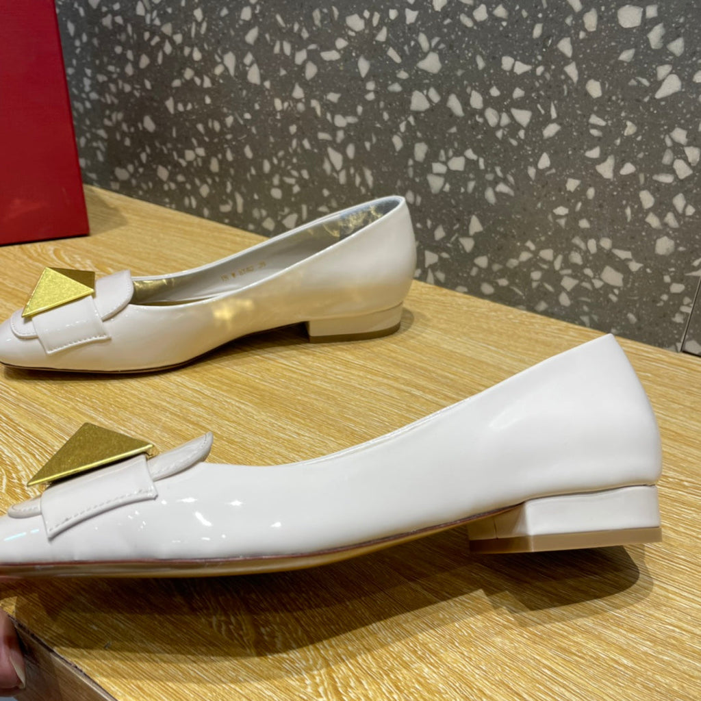 Valentino Garavani One Stud Patent Ballet GlamIats White For Women