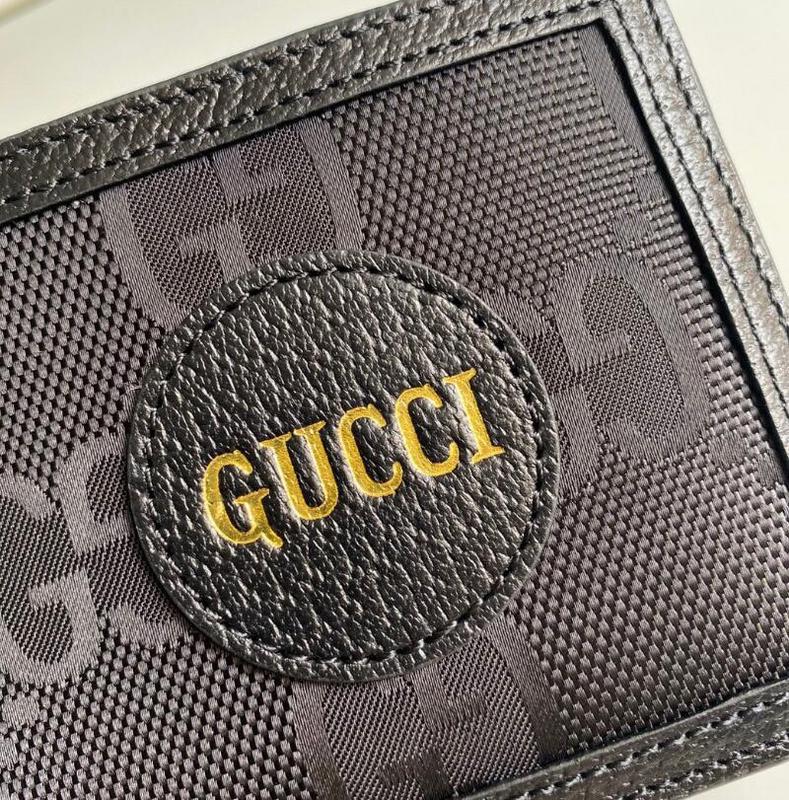 SAMC - Mix Wallets - 205