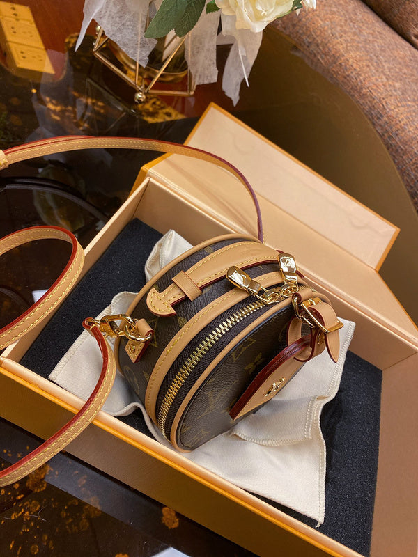 LOV2 Bags - Luxurious Bags  2634