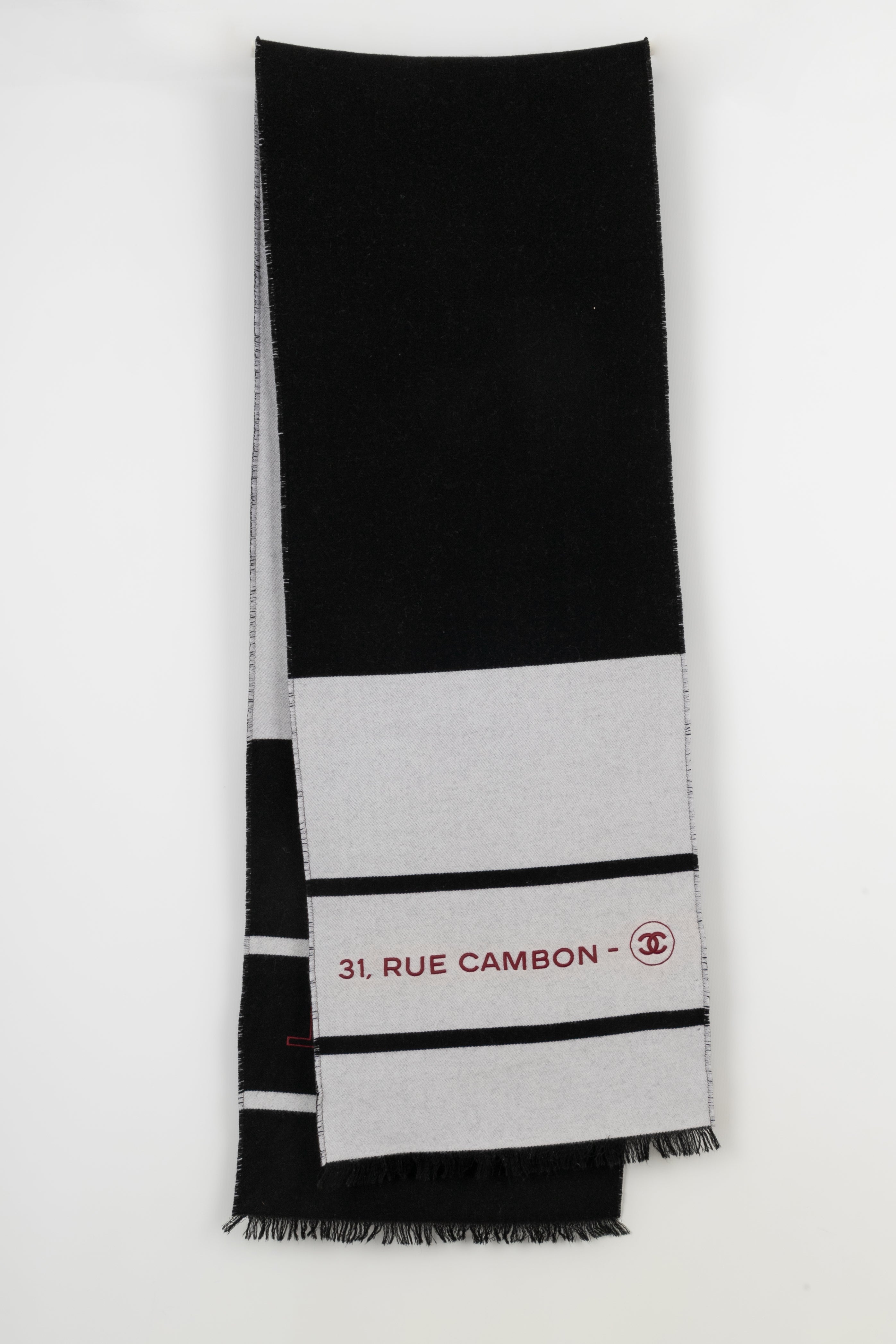 Echarpe en laine et cachemire Chanel