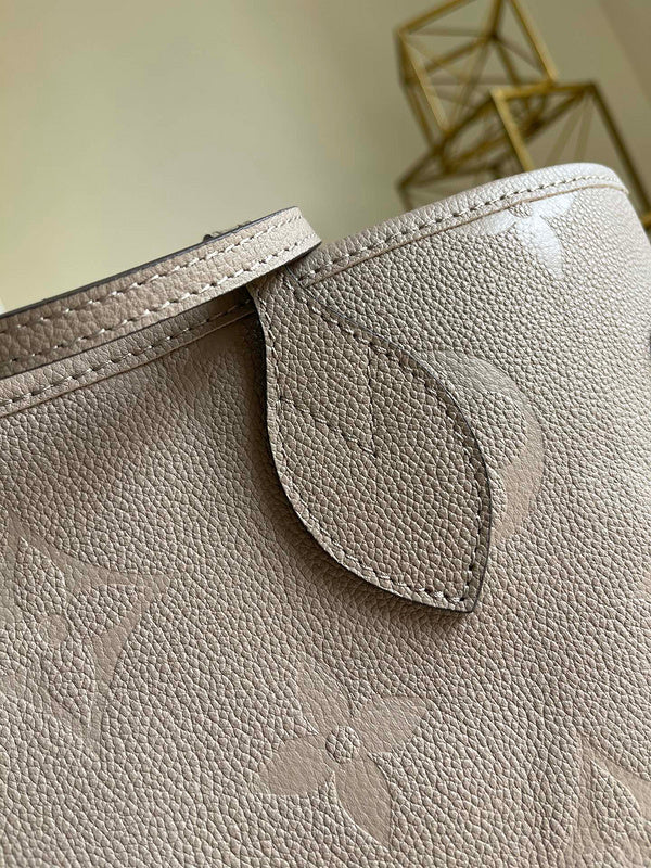 LOV2 Bags - Luxurious Bags  2531