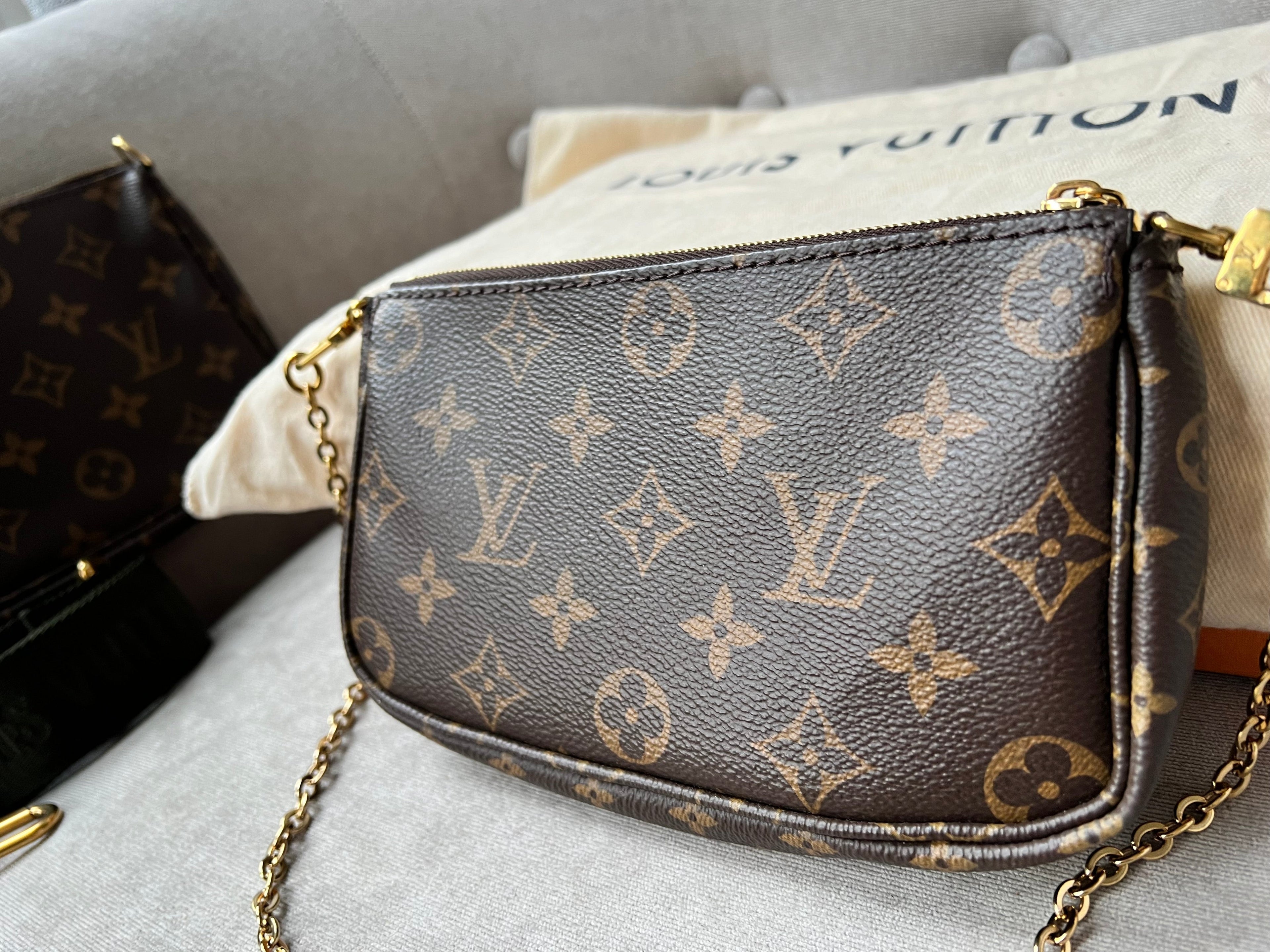 Louis Vuitton Multi Pochette Accessoires Khaki (RRP £1970)